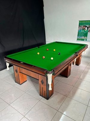 Mesa de Sinuca Brunswick Aristocrata – 2,80 m